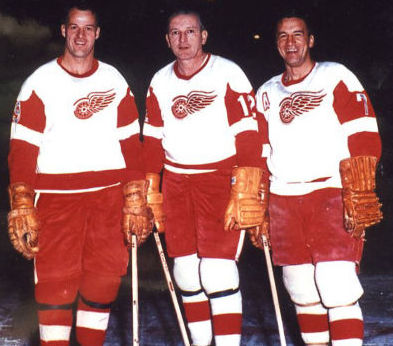 Detroit Red Wings 12 Days of Hockeymas: 8 Retired Numbers