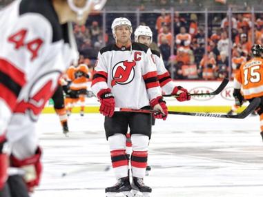 Notable Returns in Devils History: The Very Long Absence of Brendan Shanahan  - All About The Jersey