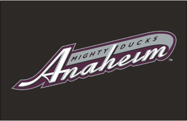 Anaheim Mighty Ducks Trikot, wie aus den Walt Disney Filmen Mighty Ducks,  mit der Beflockung im original Design von Conway Banks Goldberg …