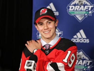 Twitter reacts to LA Kings' selection of C Jack Hughes