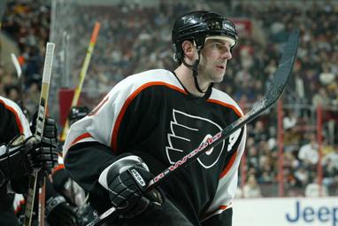 Flyers' Legion of Doom line to reunite again on ice – NBC Sports