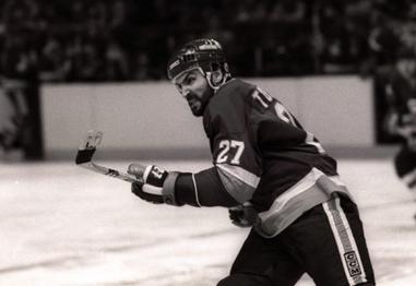 1991-92 Benoit Hogue NY Islanders Game-Used Jersey