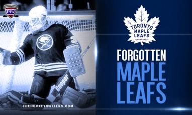 Vintage 90s Toronto Maple Leafs NHL Hockey Starter Small Blue 