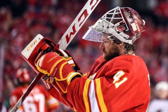 Mike Smith is one of the NHL's busiest goalies. Is it time to give him  fewer starts? - FlamesNation