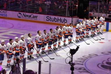 Numbers Game: Islanders to retire Tonelli and Goring jerseys - Lighthouse  Hockey