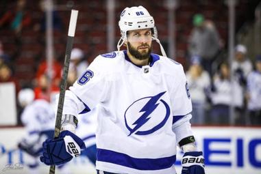 Tampa Bay Lightning unveil retro jersey with 2004 throwback vibe