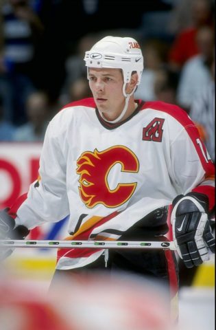 A brief history of Calgary Flames jerseys - The Win Column