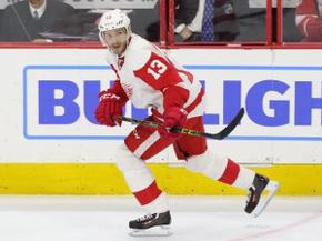 Pavel Datsyuk (illness) out for Detroit Red Wings at Chicago Blachawks