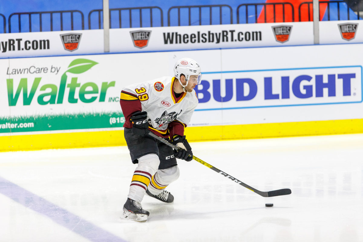Chicago Wolves Sweep Rockford IceHogs, Advance to AHL Central
