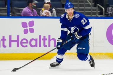 Brayden Point scores twice as Lightning dump Predators - The Rink Live   Comprehensive coverage of youth, junior, high school and college hockey