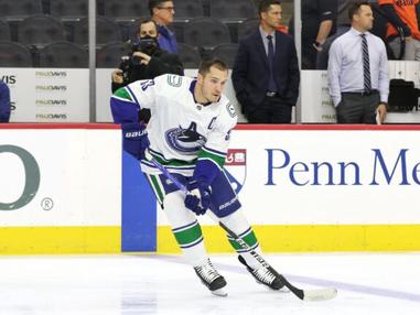Islanders acquire Bo Horvat from Canucks in first big move of NHL trade  deadline season - The Boston Globe