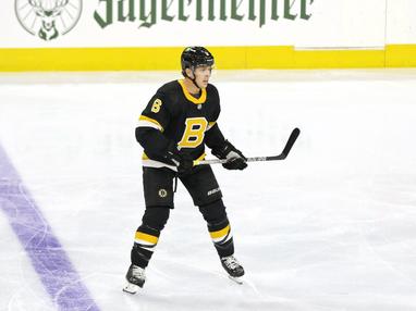Boston Bruins place Mike Reilly on unconditional waivers for