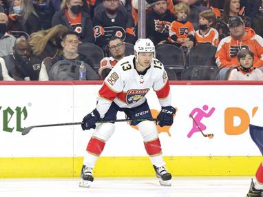 3 Potential Flyers' 2024 Free Agency Targets