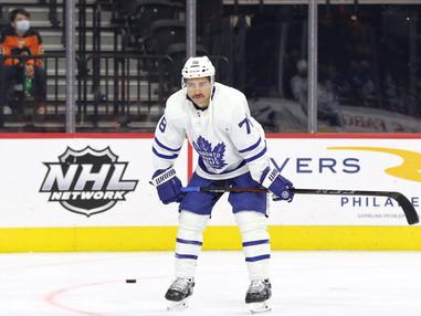 Toronto Maple Leafs open NHL regular season play against Jets in