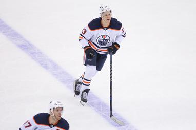 Oilers 2020 first-round pick Dylan Holloway to make NHL debut in Game 4 of  Western Conference Final - Daily Faceoff