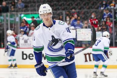 Elias Pettersson sends message of support to Canucks fan fighting cancer -  Vancouver Is Awesome