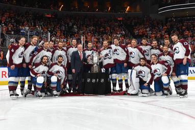 https://cdn-0.thehockeywriters.com/ezoimgfmt/s3951.pcdn.co/wp-content/uploads/2022/06/Avalanche-Clarence-S.-Campbell-Bowl-1200x800.jpg?ezimgfmt=rs:382x255/rscb58/ng:webp/ngcb58