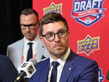 Penguins name former Maple Leafs GM Dubas as director of hockey