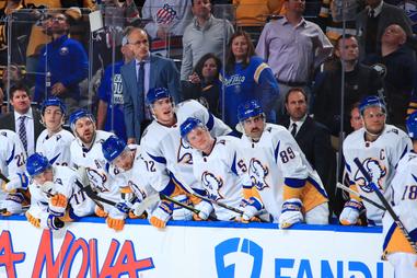 12 Brutal Reviews Of The Buffalo Sabres' Arena