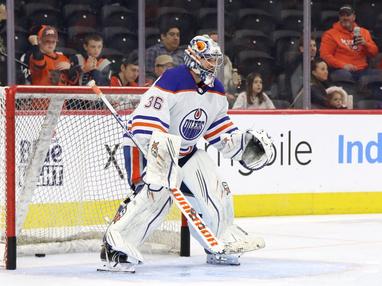 His Oilers were swept from playoffs, but Nurse ushers in first child