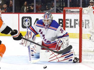 NHL's 'workhorse' goalies now live by a different standard