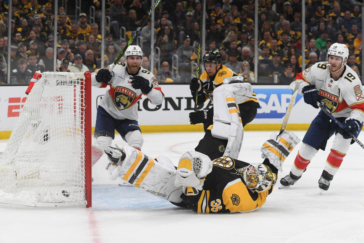 Panthers give back home-ice advantage, bench goalie Alex Lyon as Bruins  dominate Game 3