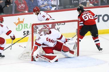 Bobrovsky Continues Amazing Play With 1-0 Win Over Hurricanes